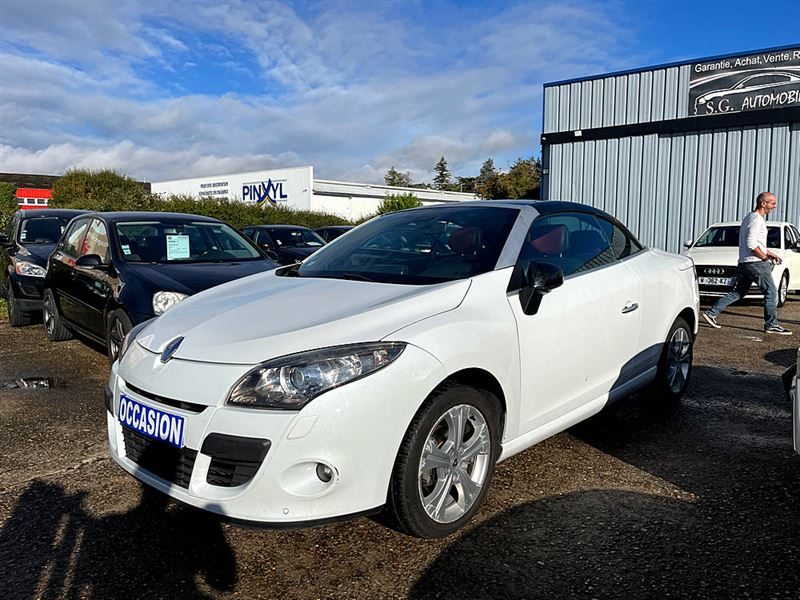 RENAULT MEGANE CC 2011