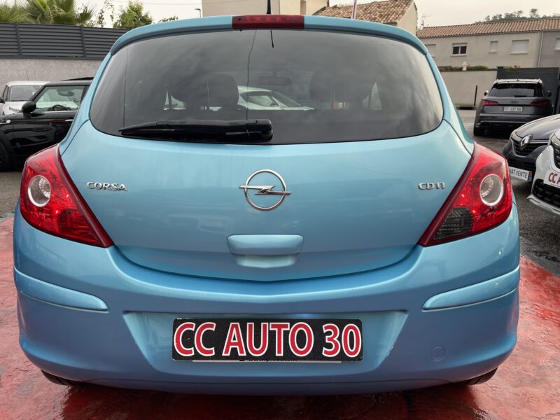 OPEL CORSA D 2010