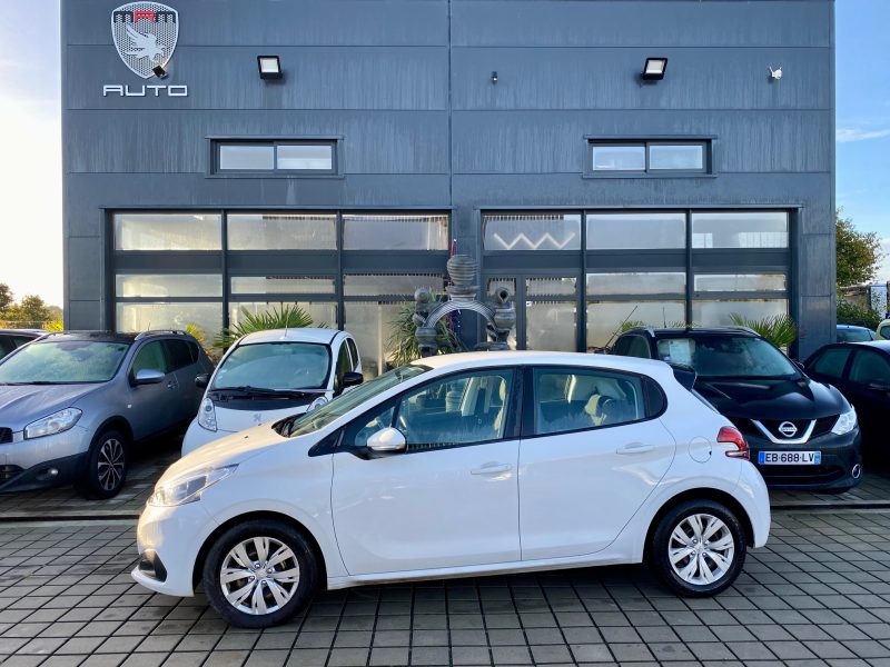 Peugeot 208 1.6L BLUEHDI 75CH STYLE 5P