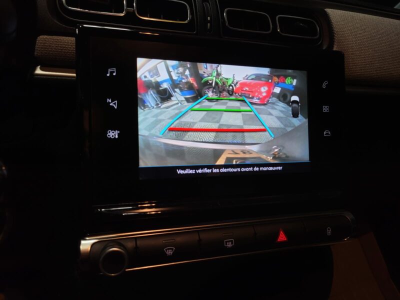 CITROEN C3 III 1.2 PureTech 110cv Feel EAT // APPLE CARPLAY/ANDROID AUTO/CAMERA DE RECUL