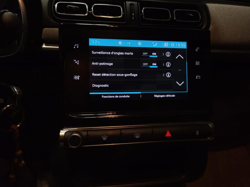 CITROEN C3 III 1.2 PureTech 110cv Feel EAT // APPLE CARPLAY/ANDROID AUTO/CAMERA DE RECUL