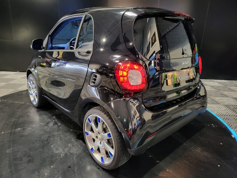 SMART FORTWO II 1.0 71cv Prime BVA // INTERIEUR BLEU COMPLET/CLIMATISATION AUTO/GPS/BLUETOOTH