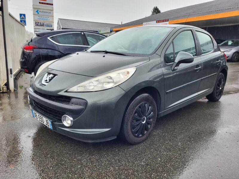 PEUGEOT 207 1.4 HDI 70 CV BLUE LION ACTIVE