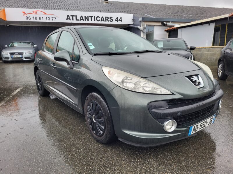 PEUGEOT 207 1.4 HDI 70 CV BLUE LION ACTIVE