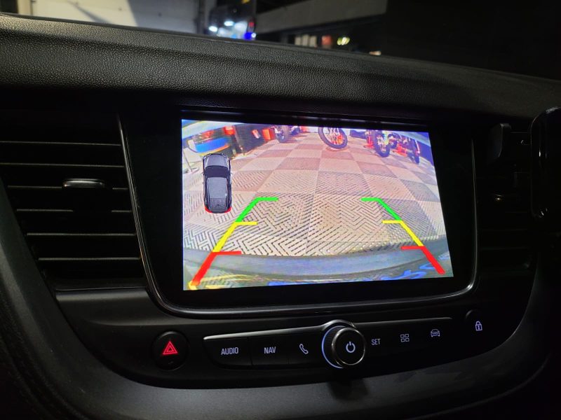 1.6 Turbo D 120cv / Toit Pano / Apple Carplay / régulateur