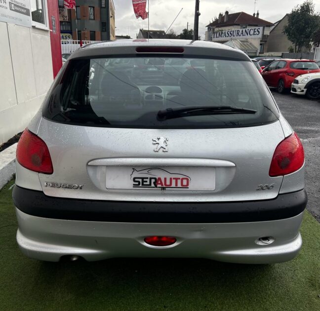 PEUGEOT 206 2006