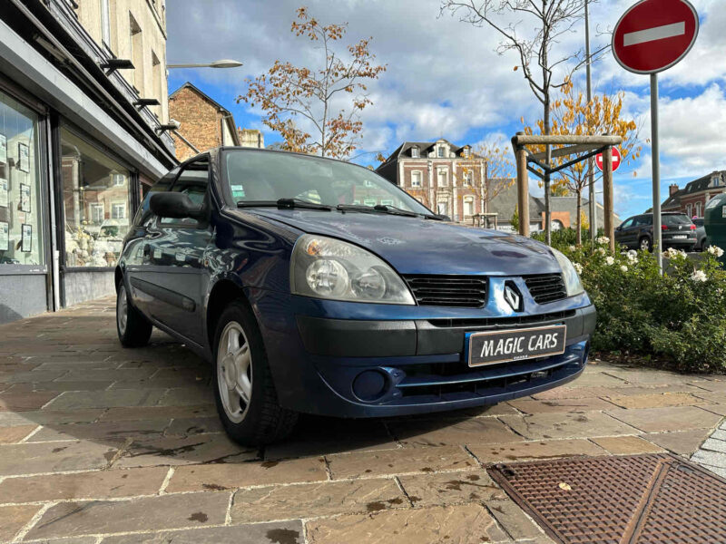 RENAULT CLIO II 2004