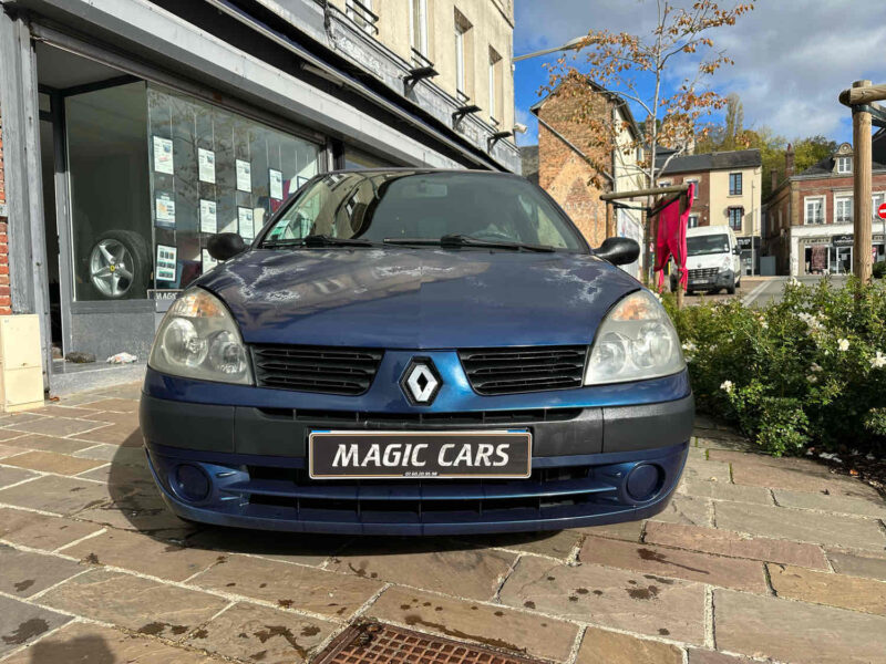 RENAULT CLIO II 2004