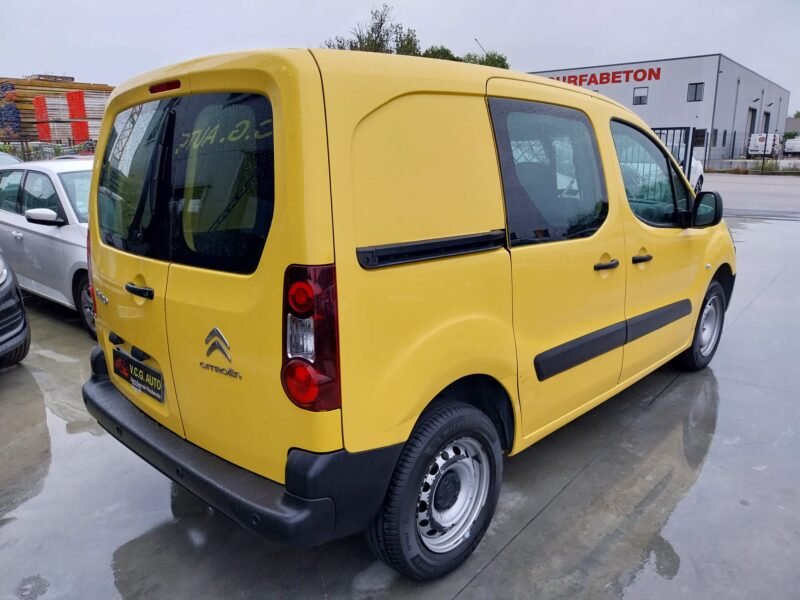 CITROEN BERLINGO Camionnette 1.6 HDi 75