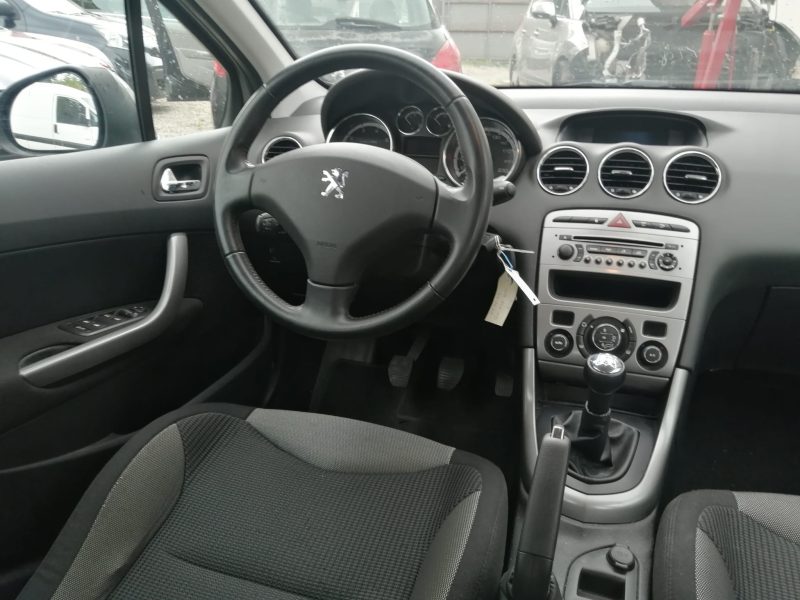 PEUGEOT 308 I 2011