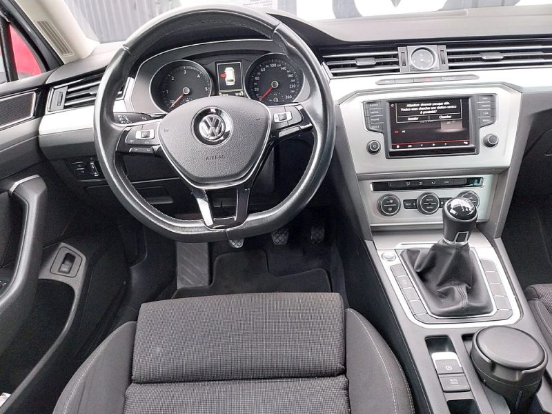 VOLKSWAGEN PASSAT B8 Variant 2016