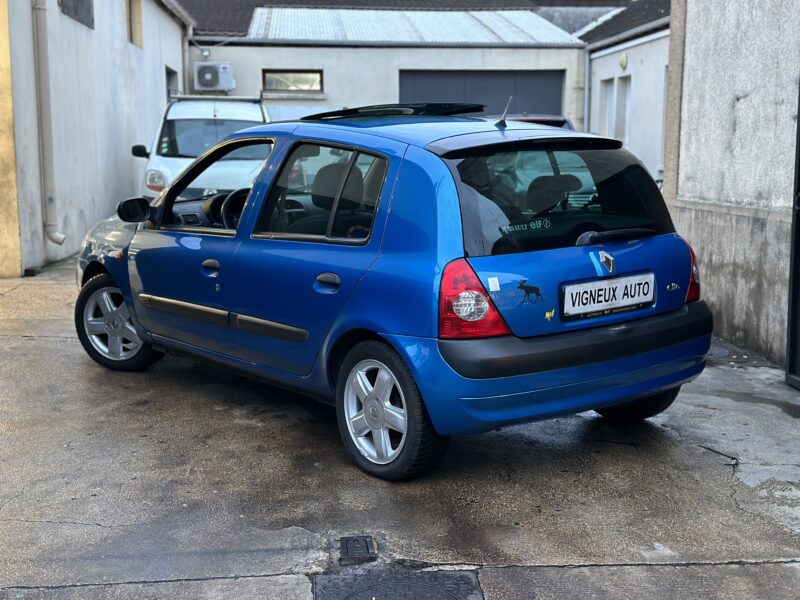 Renault Clio II 1.5 DCI Dynamique PAYEZ EN 4X ! 