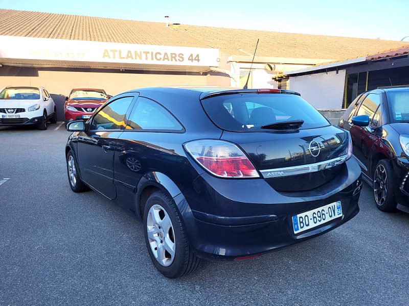 OPEL ASTRA GTC 1.4i 90CV TWINPORT 1ER MAIN