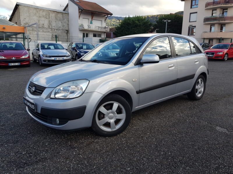 KIA RIO 1.6i 110CV EX