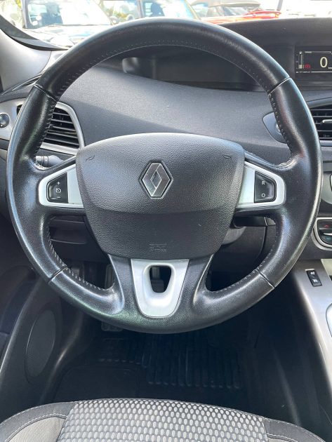 RENAULT SCENIC III 2015