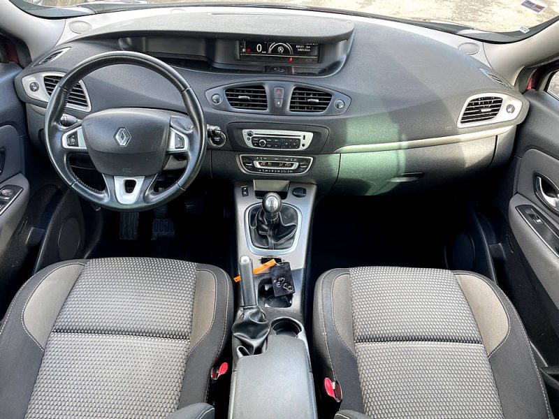 RENAULT SCENIC III 2015