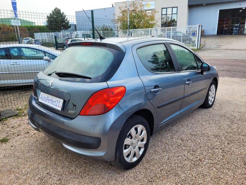 PEUGEOT 207 2006