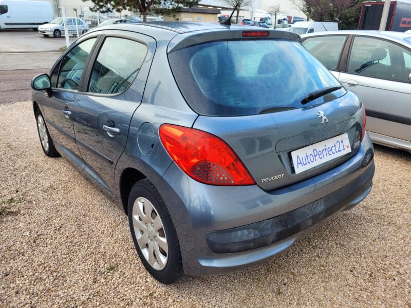 PEUGEOT 207 2006