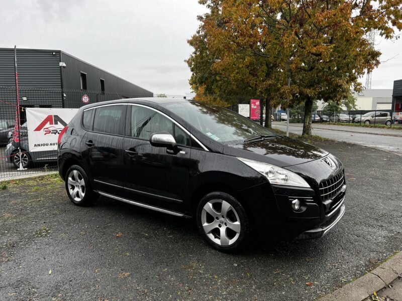 PEUGEOT 3008 2013