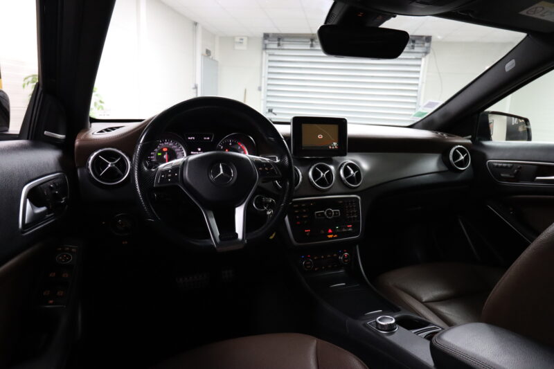 MERCEDES CLASSE GLA 2014