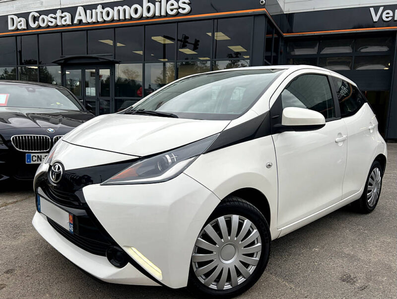 TOYOTA AYGO II 1.0 VVT-i 69 - 5 PORTES CLIMATISATION ECRAN TACTILE BLUETOOTH REGULATEUR Garantie1an