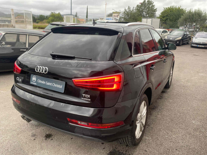 AUDI Q3 2.0 TDI quattro 150cv S-Line