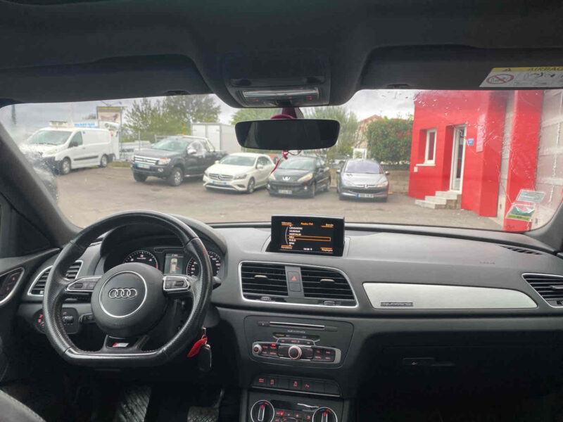 AUDI Q3 2.0 TDI quattro 150cv S-Line