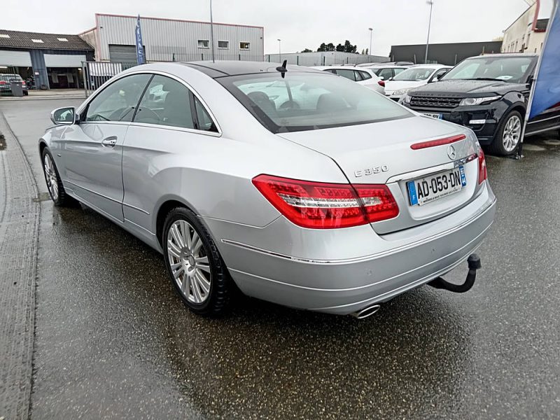 MERCEDES CLASSE E CoupÃ© 2009