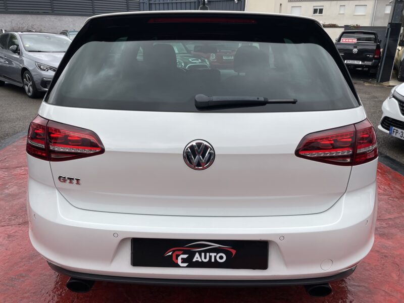 VOLKSWAGEN GOLF VII 2013