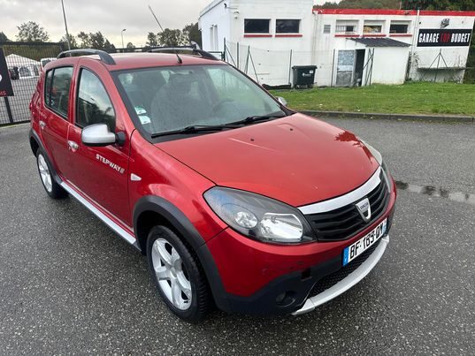 DACIA SANDERO 2011