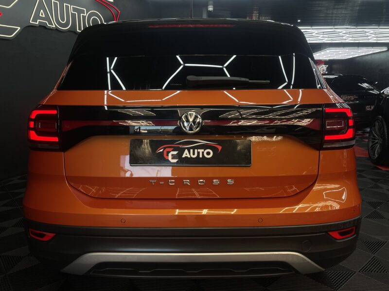 VOLKSWAGEN T-CROSS 2020