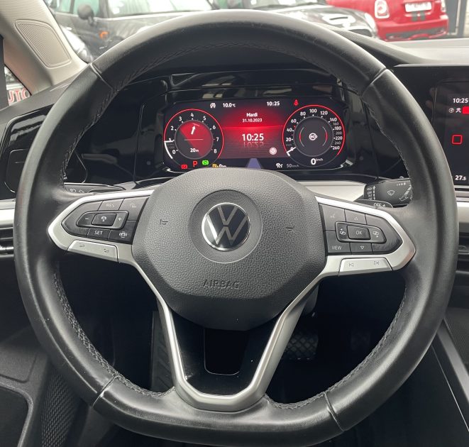 VOLKSWAGEN GOLF VIII 2021