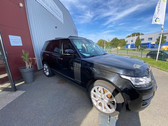 LAND ROVER RANGE ROVER 4,4 SDV8 AUTOBIOGRAPHY