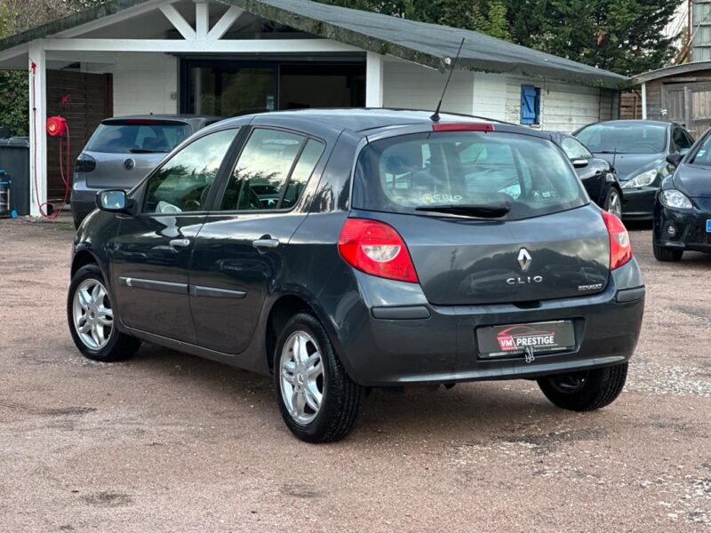 Renault Clio 3 2006