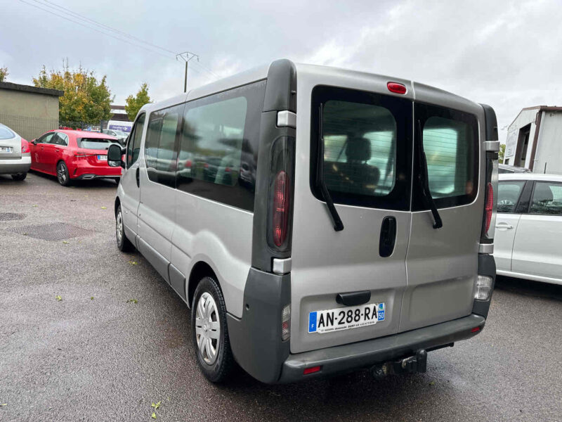 RENAULT TRAFIC II Autobus/Autocar 2006