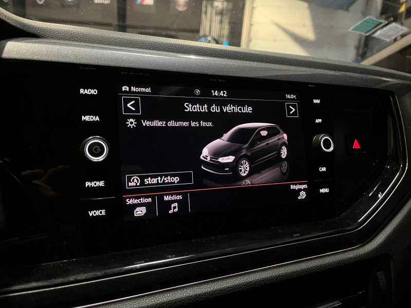 VOLKSWAGEN POLO VI GTI 2.0 TSI 200cv DSG6 // APPLE CARPLAY/ANDROID AUTO/TOIT OUVRANT