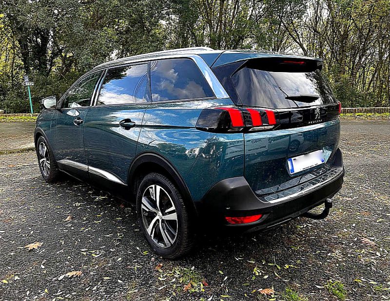 PEUGEOT 5008 II 2018