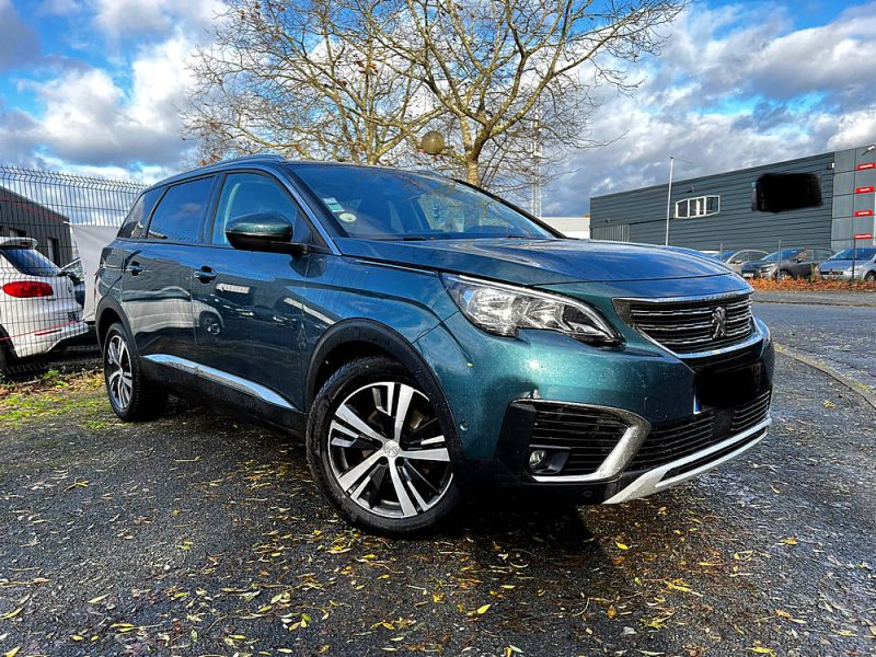 PEUGEOT 5008 II 2018