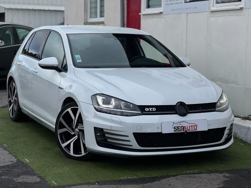 VOLKSWAGEN GOLF VII 2015