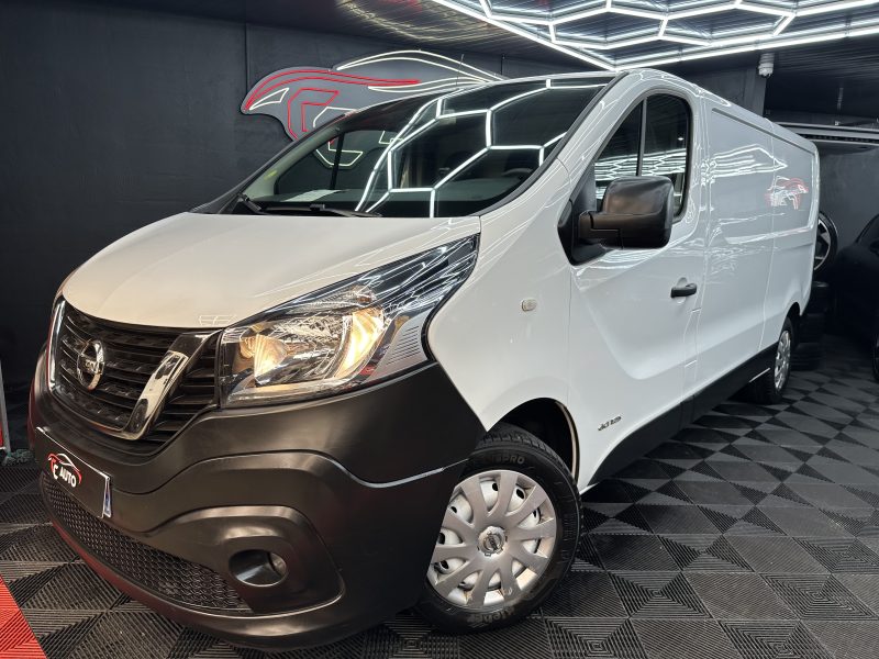 NISSAN NV300 Camionnette 2017