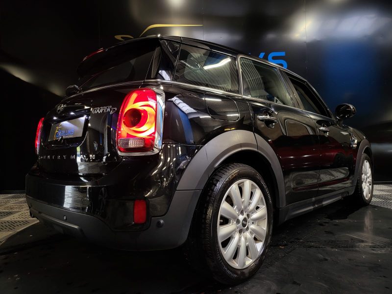 MINI COOPER COUNTRYMAN  2,0 D 150 cv EXQUISITE / TOIT OUVRANT / CUIR CHAUFFANT / BVA NEUVE