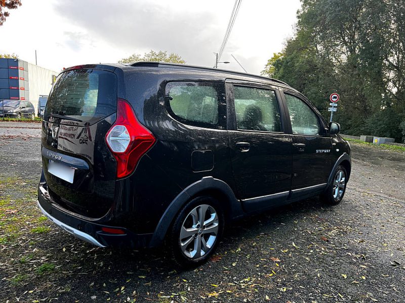 DACIA LODGY STEPWAY 2015 7 PLACES