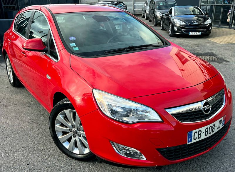 OPEL ASTRA 4 IV COSMO PACK 1.4 TURBO 120 Cv 5 PORTES / CRIT AIR 1 - GARANTIE 1 AN