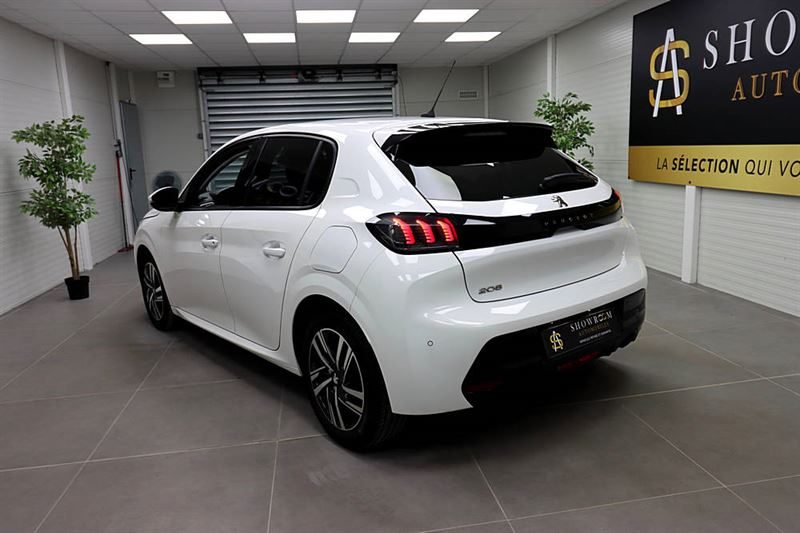 PEUGEOT 208 II 2020