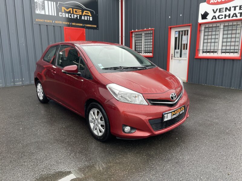 TOYOTA YARIS 2012