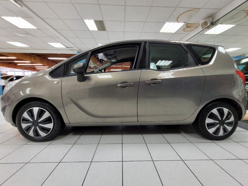 OPEL MERIVA B 2012 1.4i 120 ENJOY