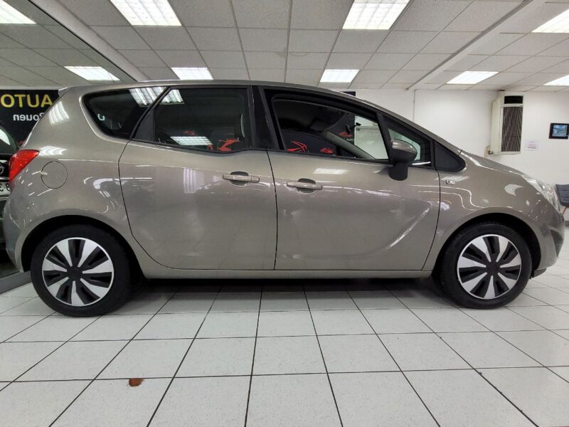 OPEL MERIVA B 2012 1.4i 120 ENJOY