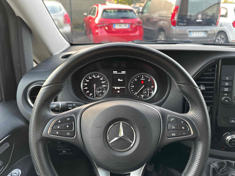 MERCEDES VITO Mixto 2021