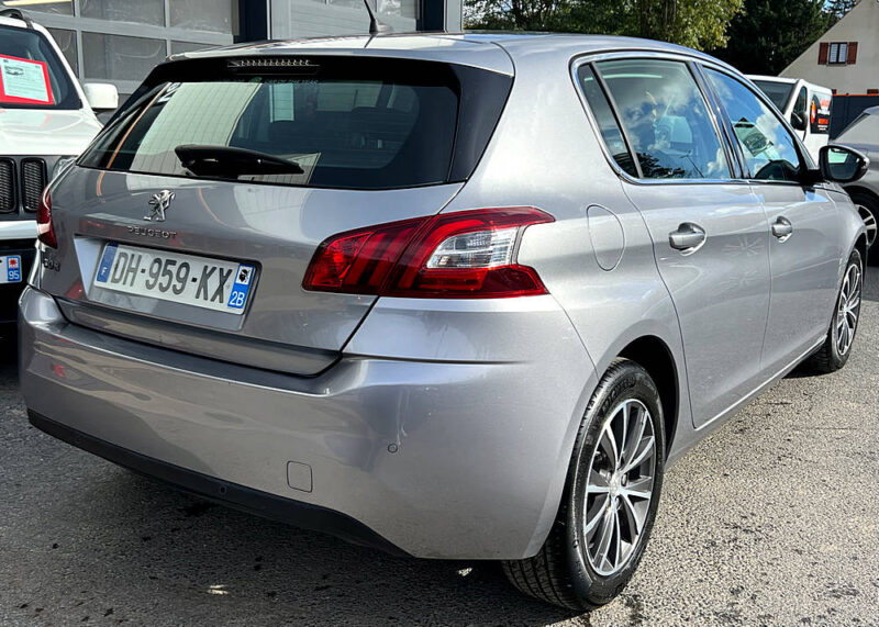 PEUGEOT 308 II ALLURE 1.6 BLUE HDI 115 Cv 27 700 Kms / GPS TACTILE FEUX LEDS - Garantie 1 AN