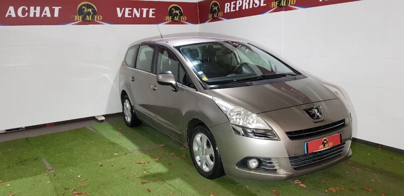 PEUGEOT 5008 2011 1.6 HDi 112cv